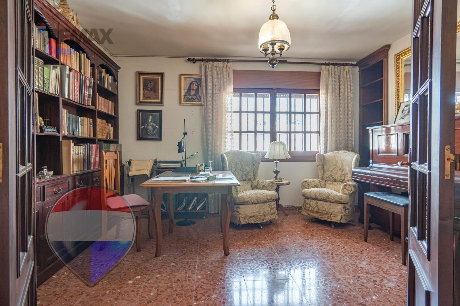 7 Zimmer Villa zu verkaufen in Malaga Stadt mit Pool - 699.000 € (Ref: 9726773)