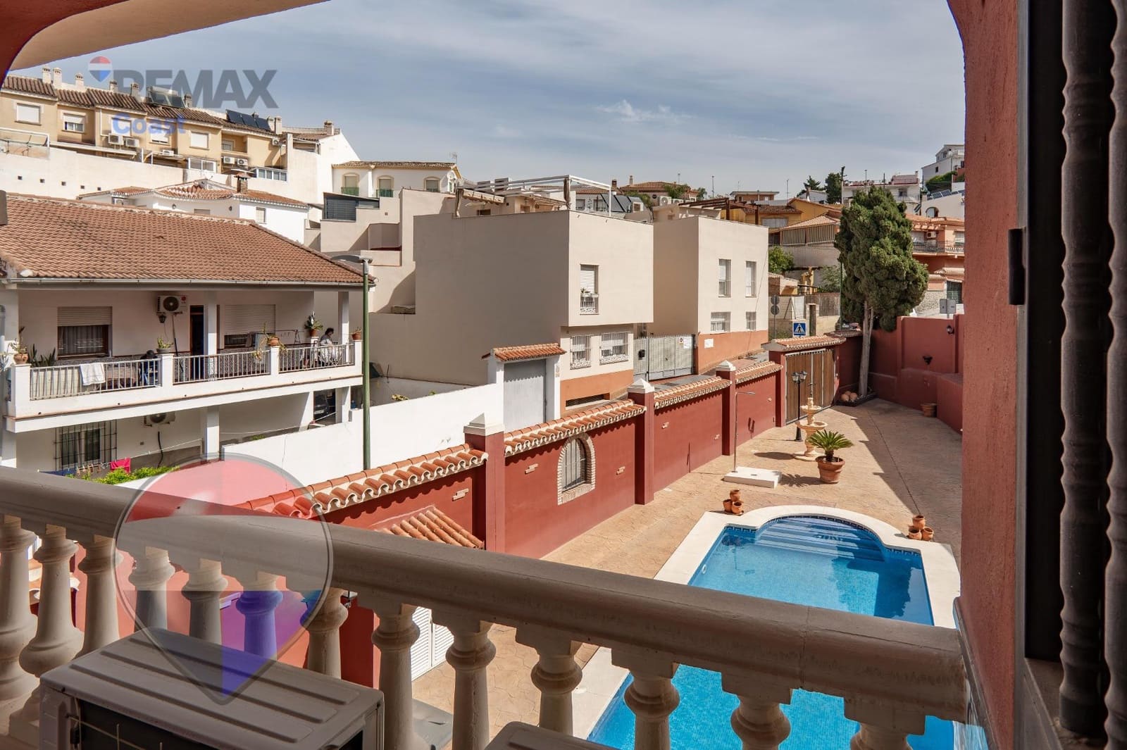 7 Zimmer Villa zu verkaufen in Malaga Stadt mit Pool - 699.000 € (Ref: 9726773)