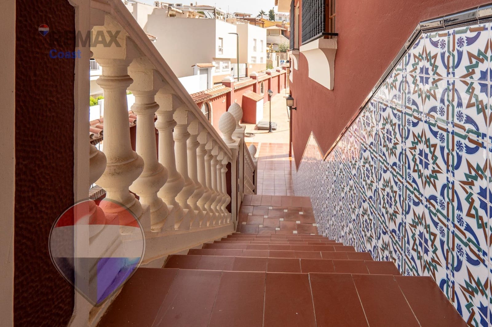 7 bedroom Villa for sale in Malaga city with pool - € 699,000 (Ref: 9726773)