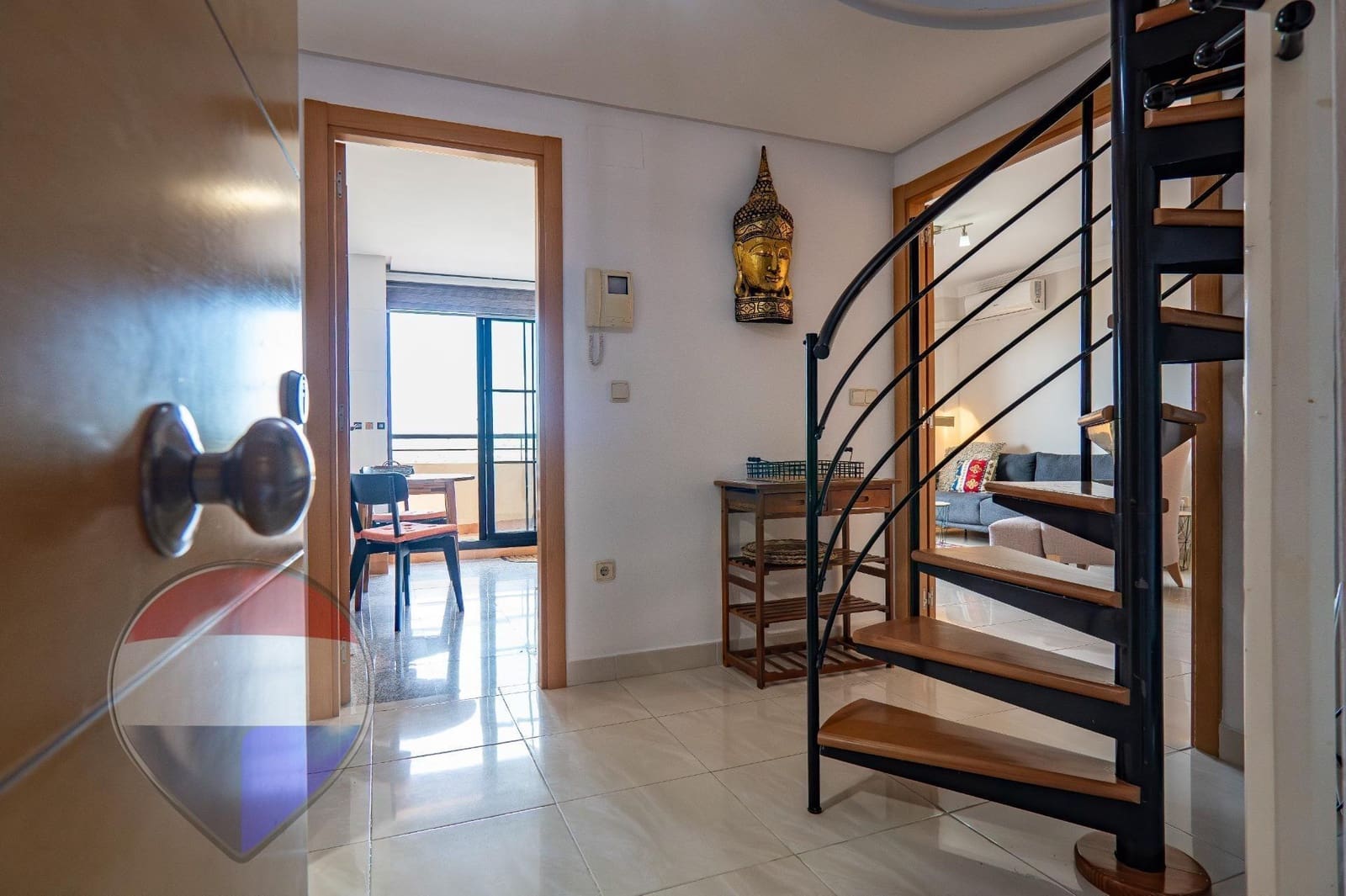 2 bedroom Penthouse for rent in Almayate with pool - € 950 (Ref: 9735696)