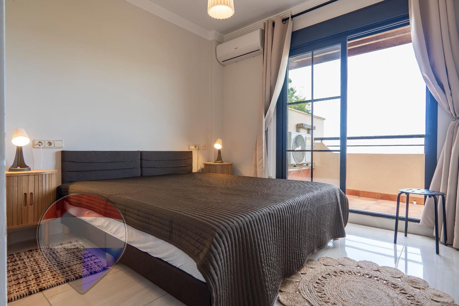 2 bedroom Penthouse for rent in Almayate with pool - € 950 (Ref: 9735696)