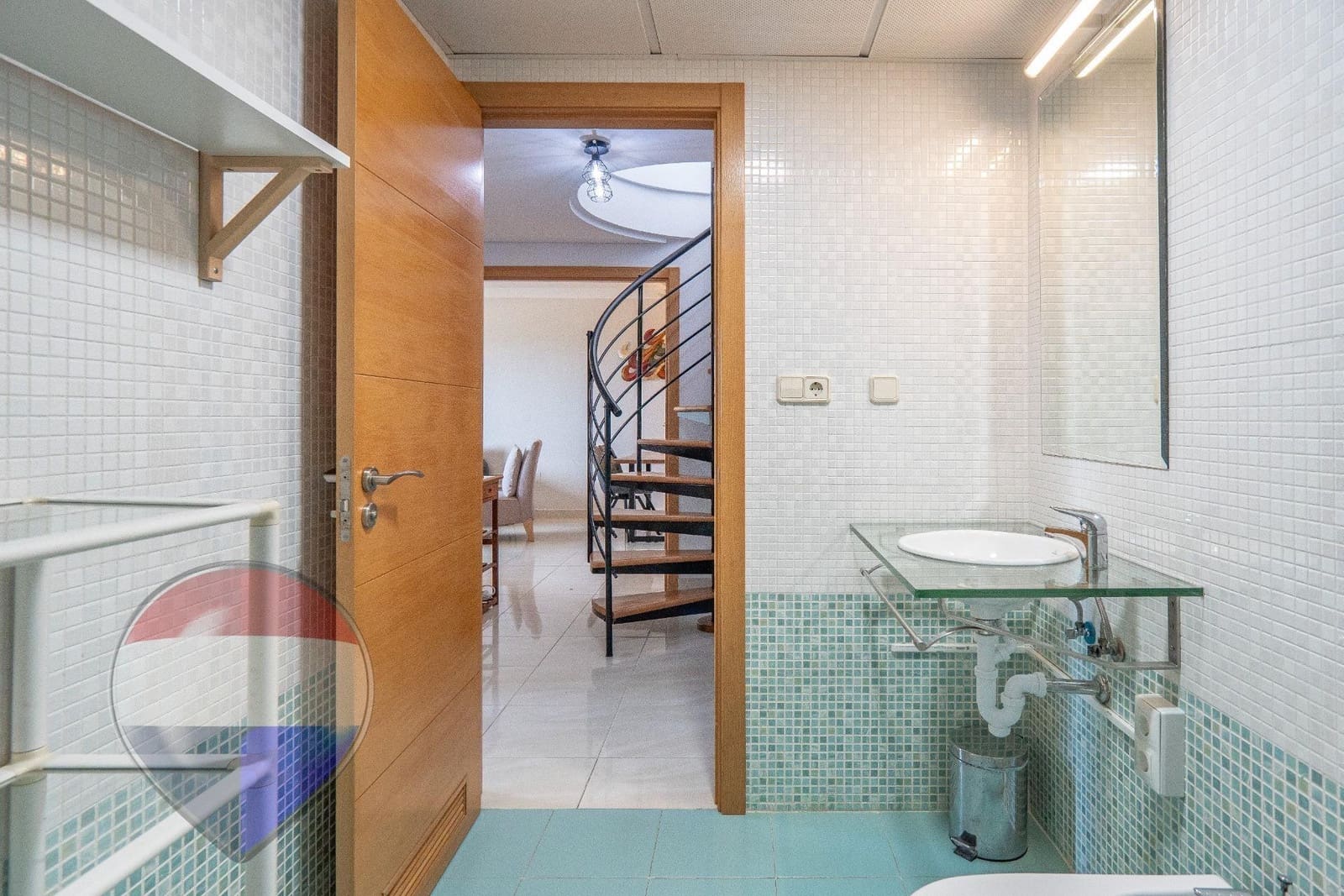 2 bedroom Penthouse for rent in Almayate with pool - € 950 (Ref: 9735696)