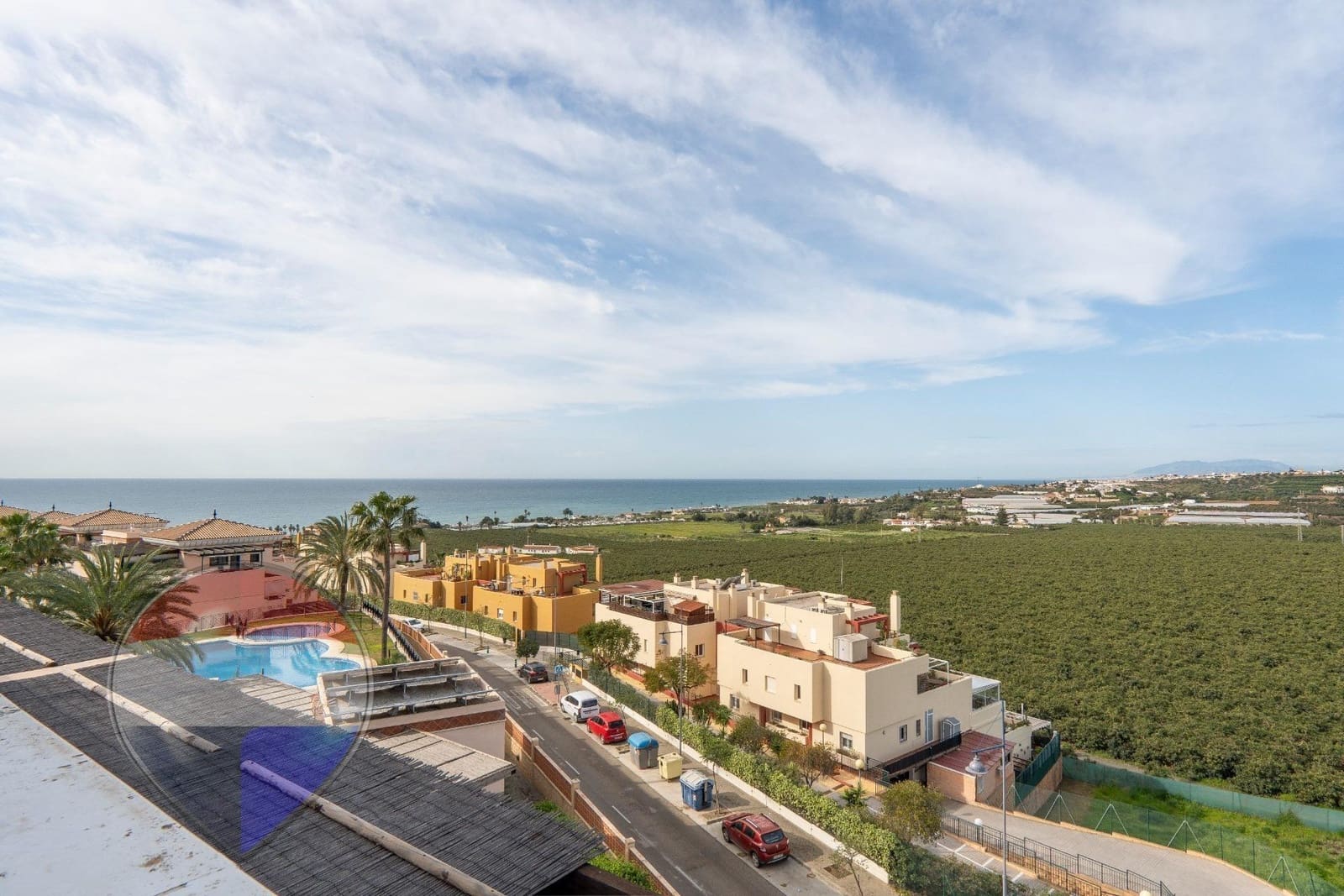 2 bedroom Penthouse for rent in Almayate with pool - € 950 (Ref: 9735696)