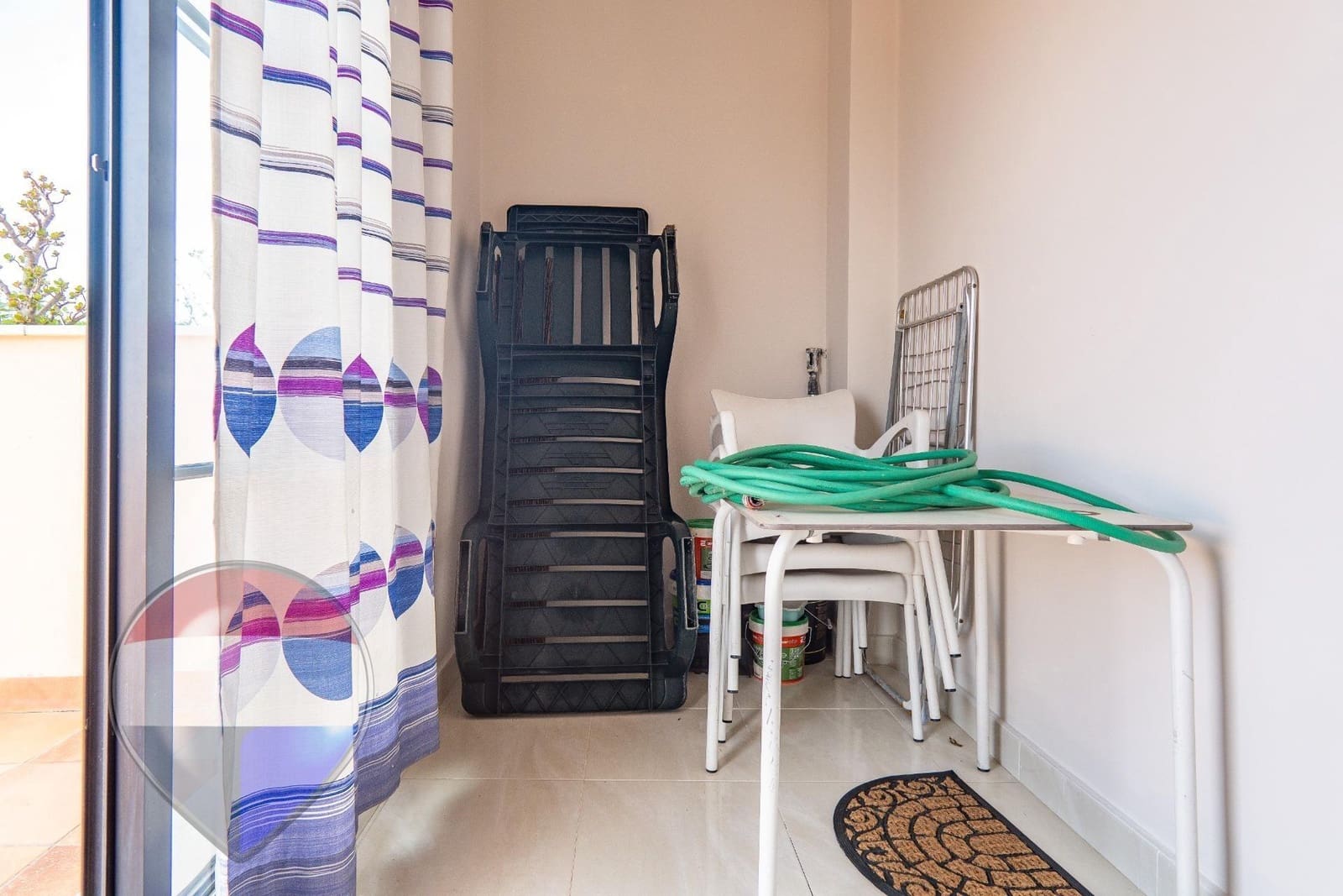 2 bedroom Penthouse for rent in Almayate with pool - € 950 (Ref: 9735696)