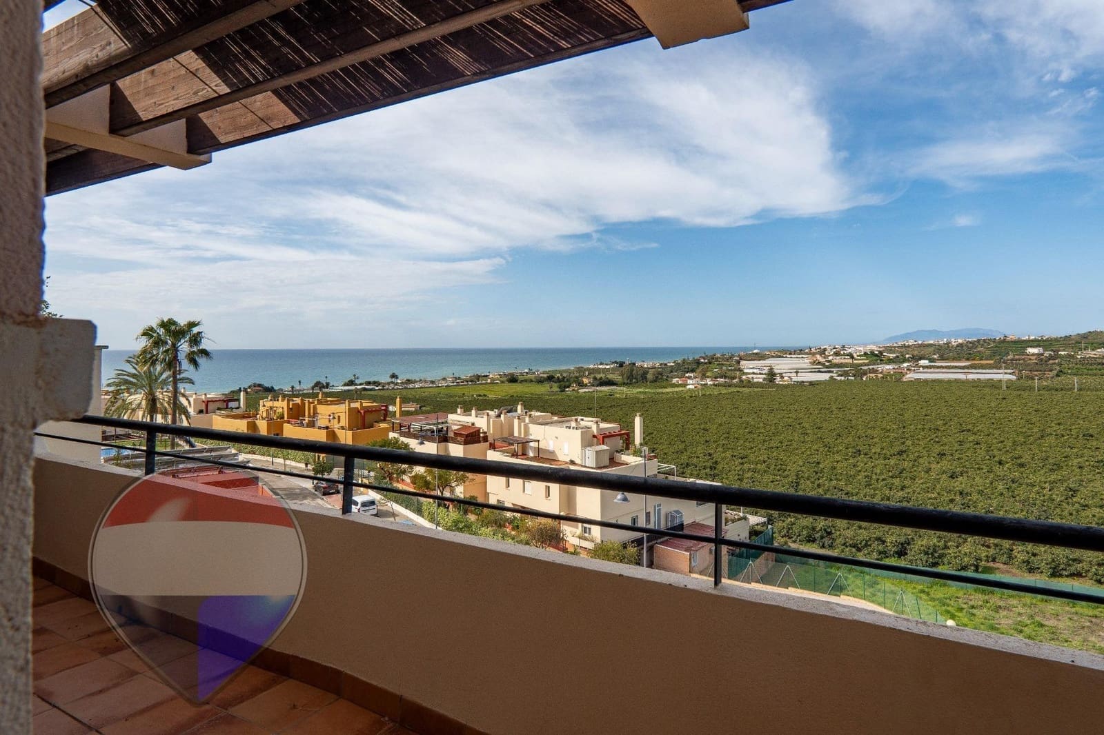 2 bedroom Penthouse for rent in Almayate with pool - € 950 (Ref: 9735696)