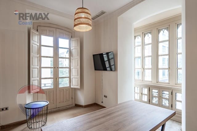 Bureau de 1 chambre à louer à Malaga ville - 1 250 € (Ref: 9748154)