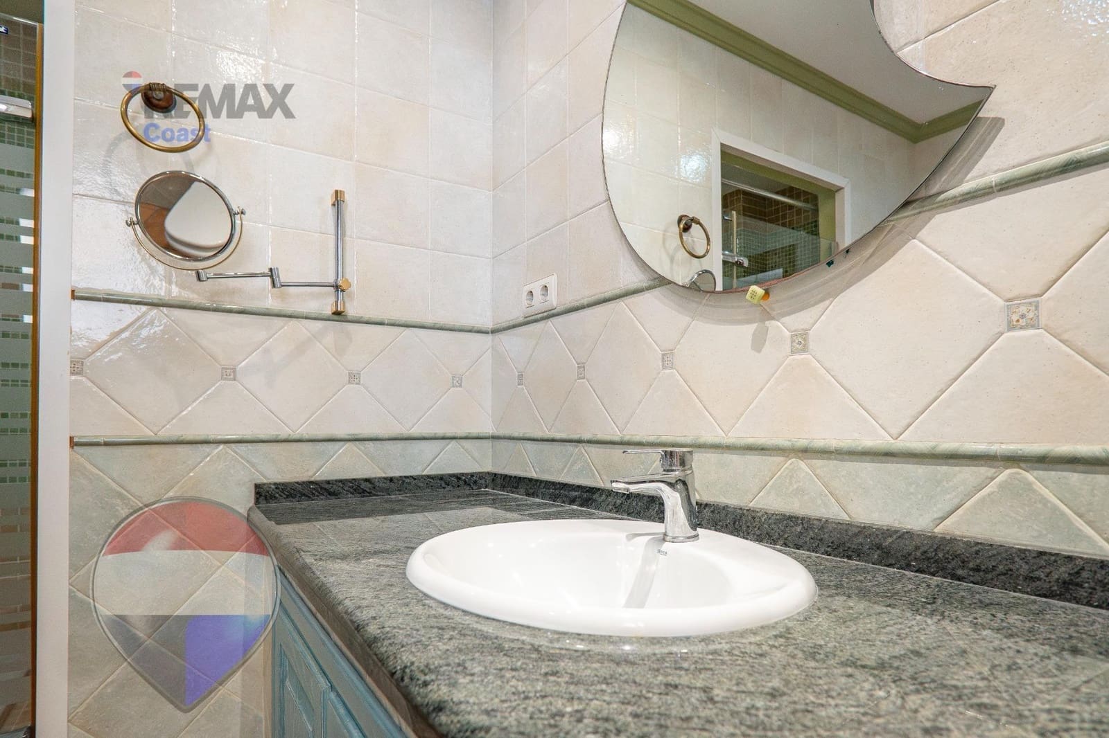 7 sypialnia Willa na sprzedaż w Miasto Malaga - 899 000 € (Ref: 9755860)