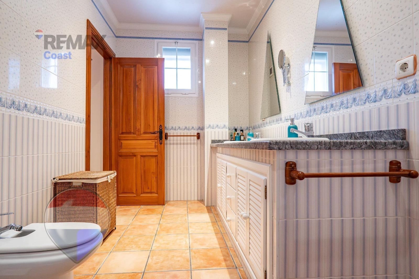 7 sypialnia Willa na sprzedaż w Miasto Malaga - 899 000 € (Ref: 9755860)