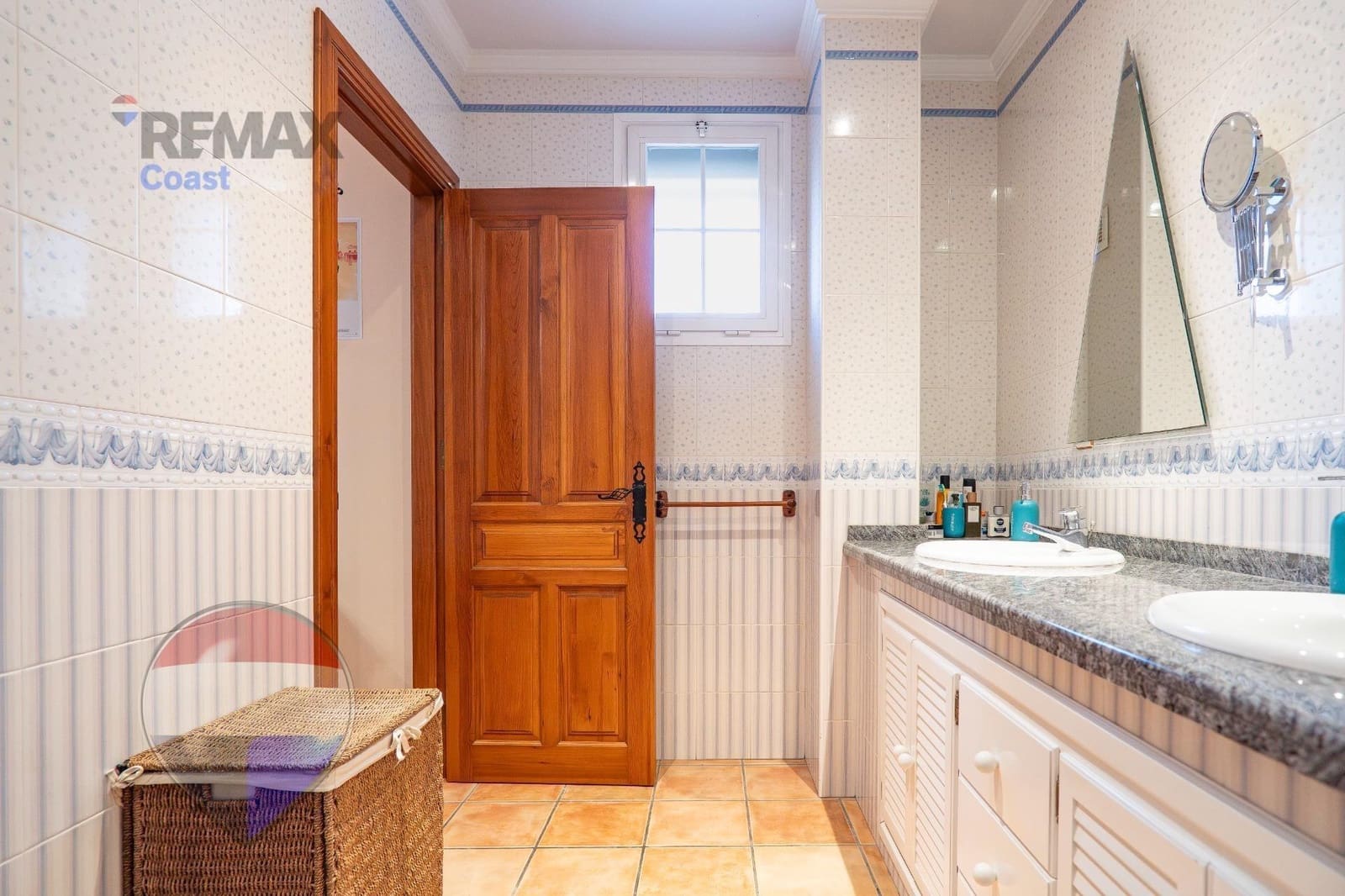 7 sypialnia Willa na sprzedaż w Miasto Malaga - 899 000 € (Ref: 9755860)