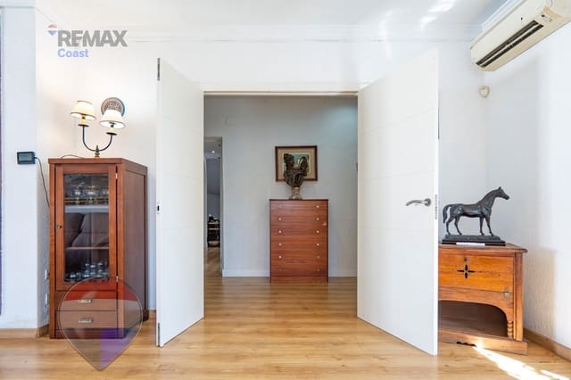 6 chambre Villa/Maison à vendre à Rincón de la Victoria avec piscine - 1 049 000 € (Ref: 9755861)