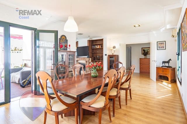 6 chambre Villa/Maison à vendre à Rincón de la Victoria avec piscine - 1 049 000 € (Ref: 9755861)