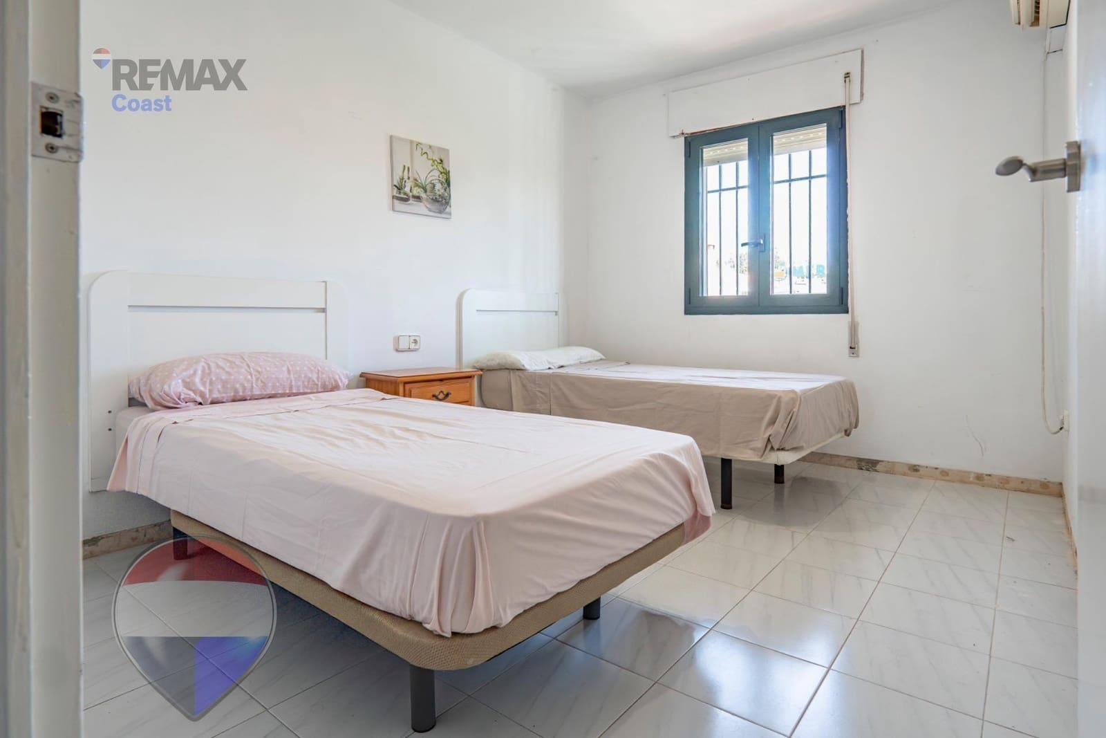 6 bedroom Villa for sale in Rincon de la Victoria with pool - € 1,049,000 (Ref: 9755861)