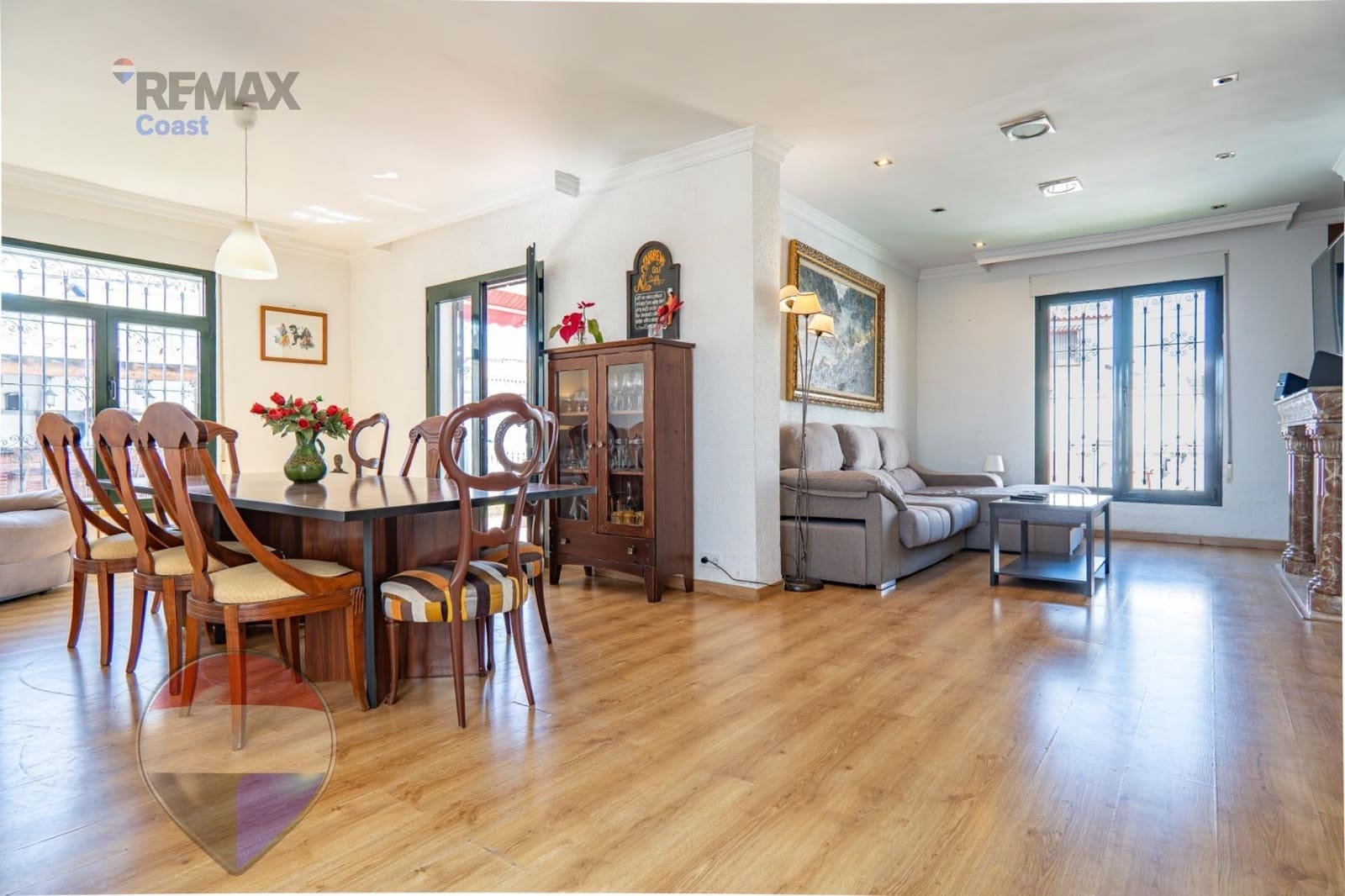 6 bedroom Villa for sale in Rincon de la Victoria with pool - € 1,049,000 (Ref: 9755861)