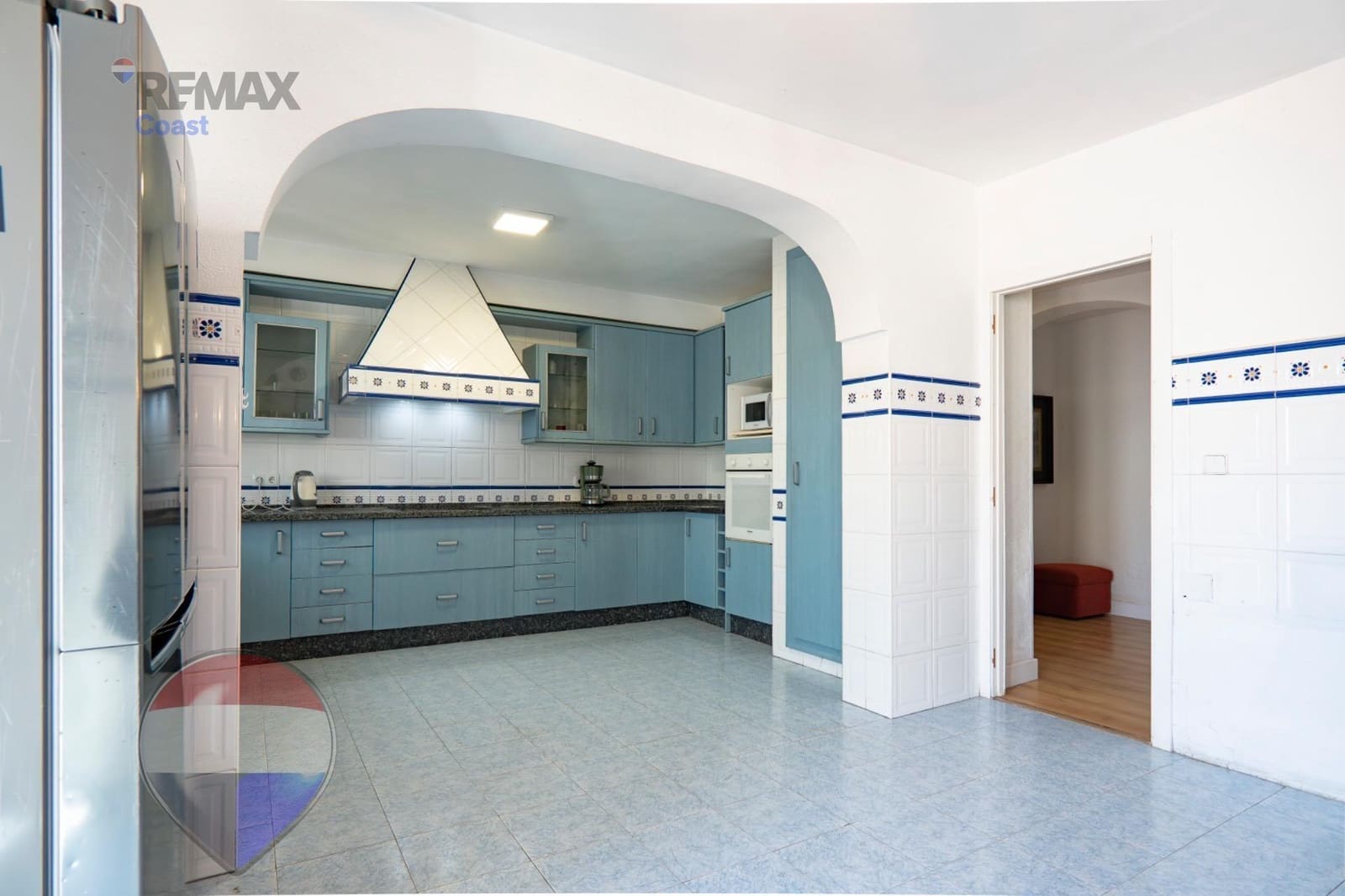 6 bedroom Villa for sale in Rincon de la Victoria with pool - € 1,049,000 (Ref: 9755861)