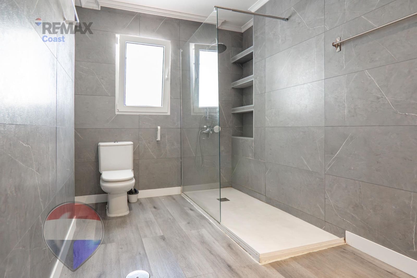 6 bedroom Villa for sale in Rincon de la Victoria with pool - € 1,049,000 (Ref: 9755861)