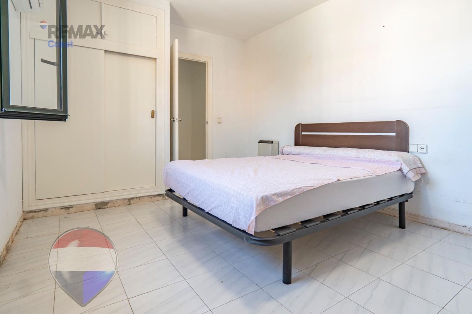 6 bedroom Villa for sale in Rincon de la Victoria with pool - € 1,049,000 (Ref: 9755861)
