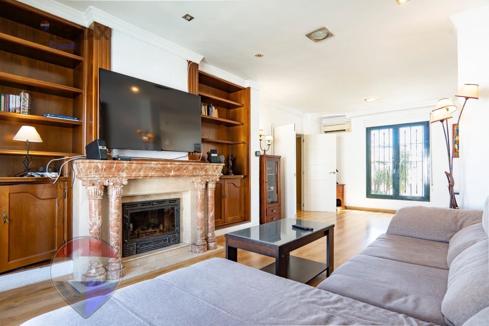 6 bedroom Villa for sale in Rincon de la Victoria with pool - € 1,049,000 (Ref: 9755861)