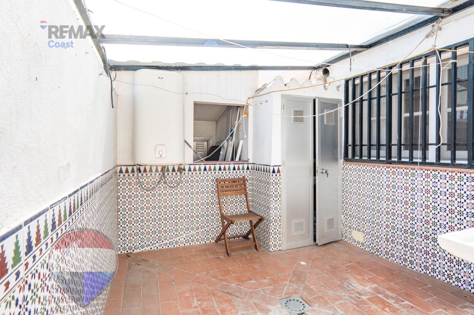 6 bedroom Villa for sale in Rincon de la Victoria with pool - € 1,049,000 (Ref: 9755861)