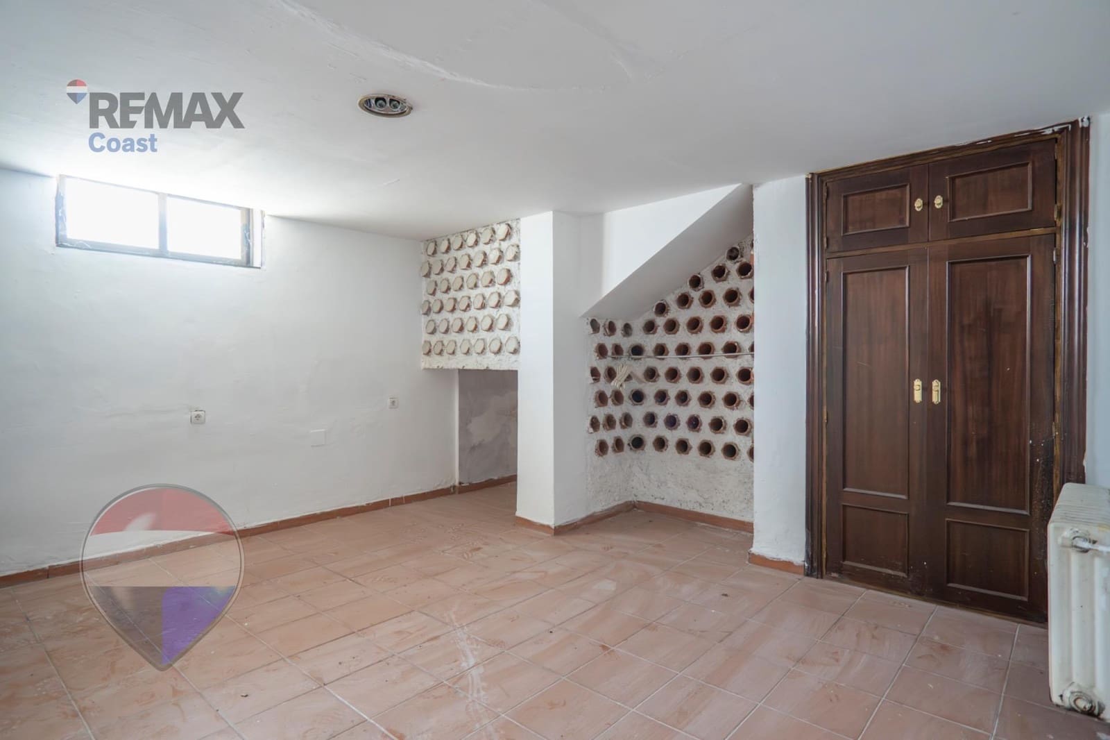 20 bedroom Hotel for sale in Guejar Sierra with garage - € 1,650,000 (Ref: 9755862)