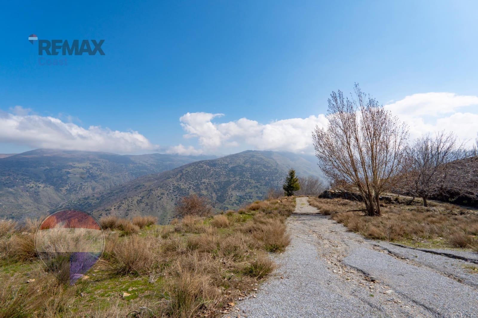 20 bedroom Hotel for sale in Guejar Sierra with garage - € 1,650,000 (Ref: 9755862)