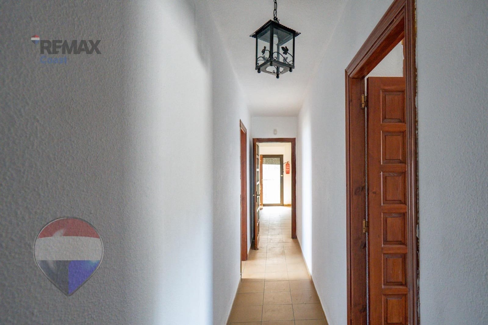 20 bedroom Hotel for sale in Guejar Sierra with garage - € 1,650,000 (Ref: 9755862)