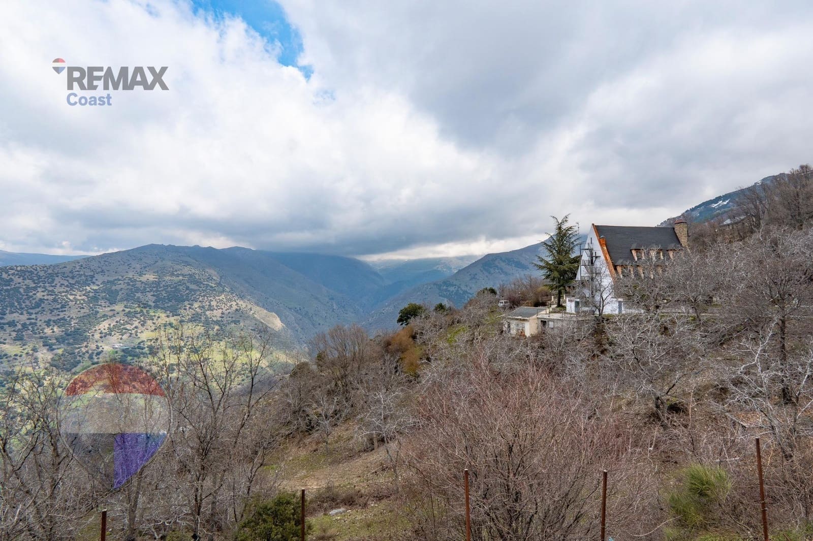 20 bedroom Hotel for sale in Guejar Sierra with garage - € 1,650,000 (Ref: 9755862)