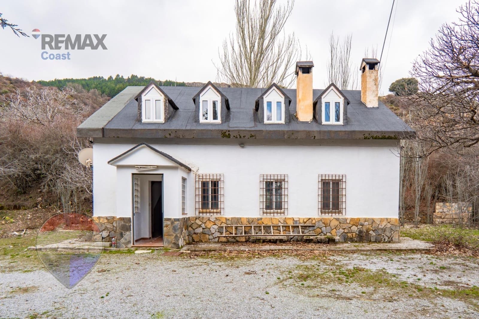 20 bedroom Hotel for sale in Guejar Sierra with garage - € 1,650,000 (Ref: 9755862)