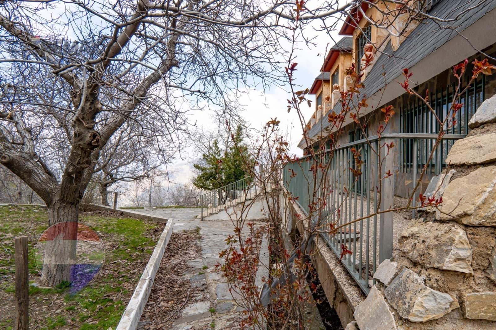 20 bedroom Hotel for sale in Guejar Sierra with garage - € 1,650,000 (Ref: 9755862)