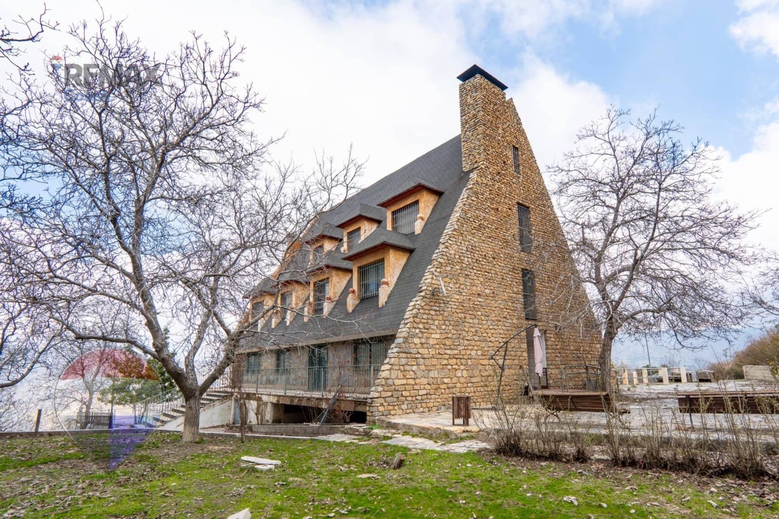 20 bedroom Hotel for sale in Guejar Sierra with garage - € 1,650,000 (Ref: 9755862)