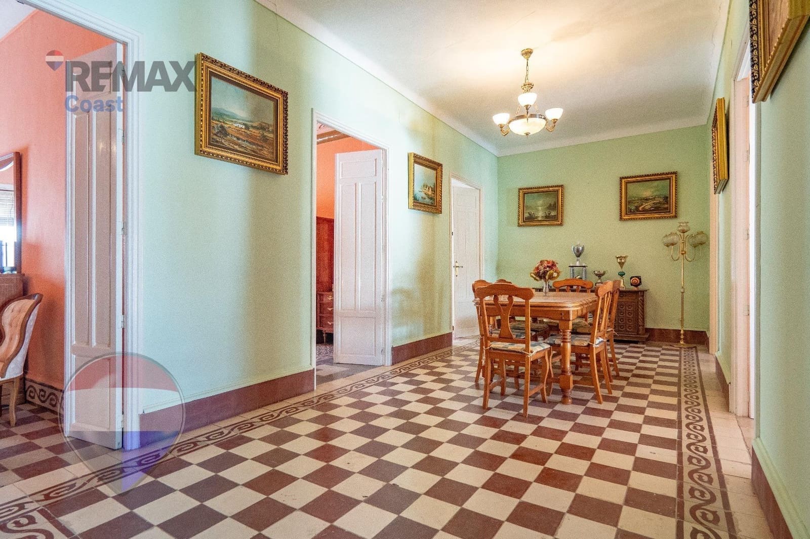 5 slaapkamer Huis te koop in Cuevas Bajas met garage - € 279.000 (Ref: 9759122)