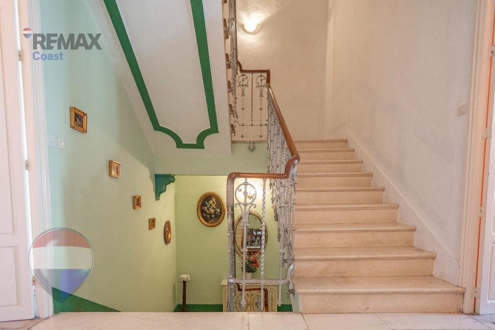 5 slaapkamer Huis te koop in Cuevas Bajas met garage - € 279.000 (Ref: 9759122)