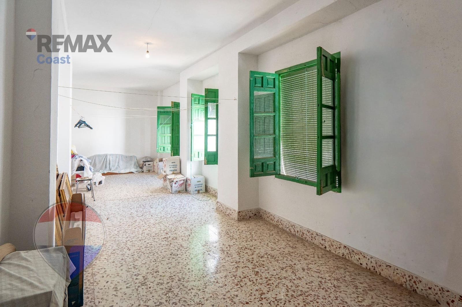 5 slaapkamer Huis te koop in Cuevas Bajas met garage - € 279.000 (Ref: 9759122)