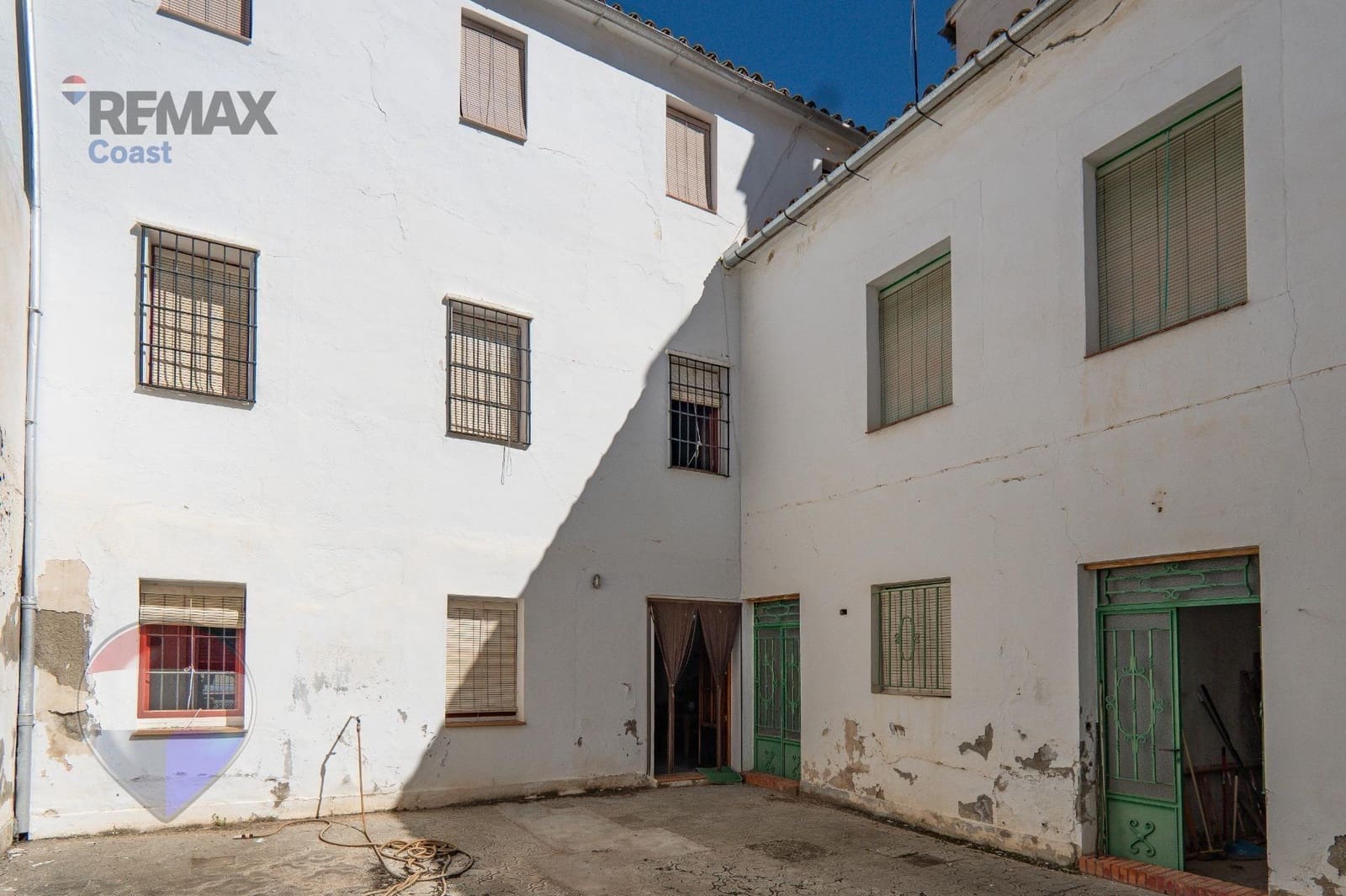 5 slaapkamer Huis te koop in Cuevas Bajas met garage - € 279.000 (Ref: 9759122)