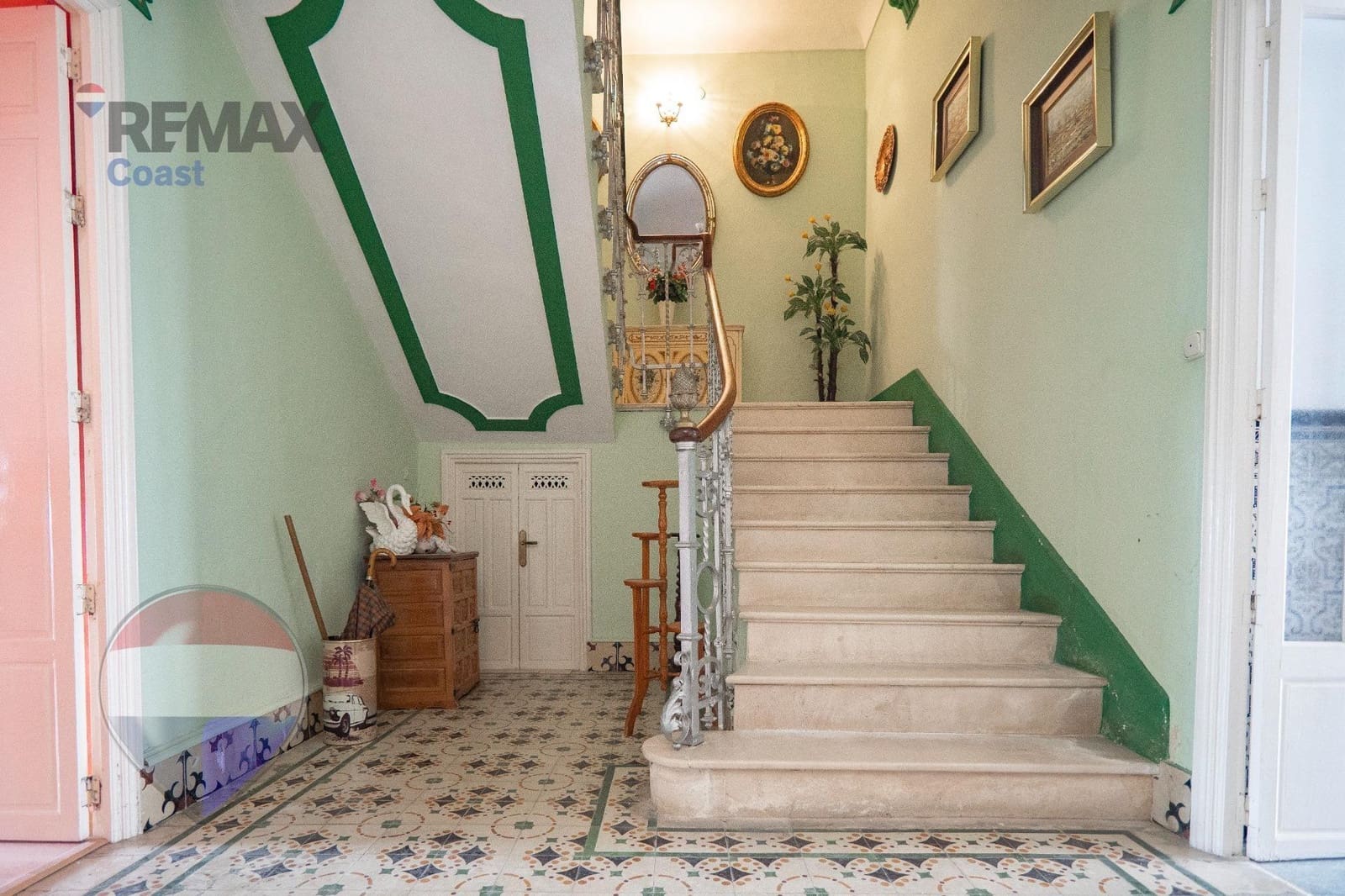 5 slaapkamer Huis te koop in Cuevas Bajas met garage - € 279.000 (Ref: 9759122)