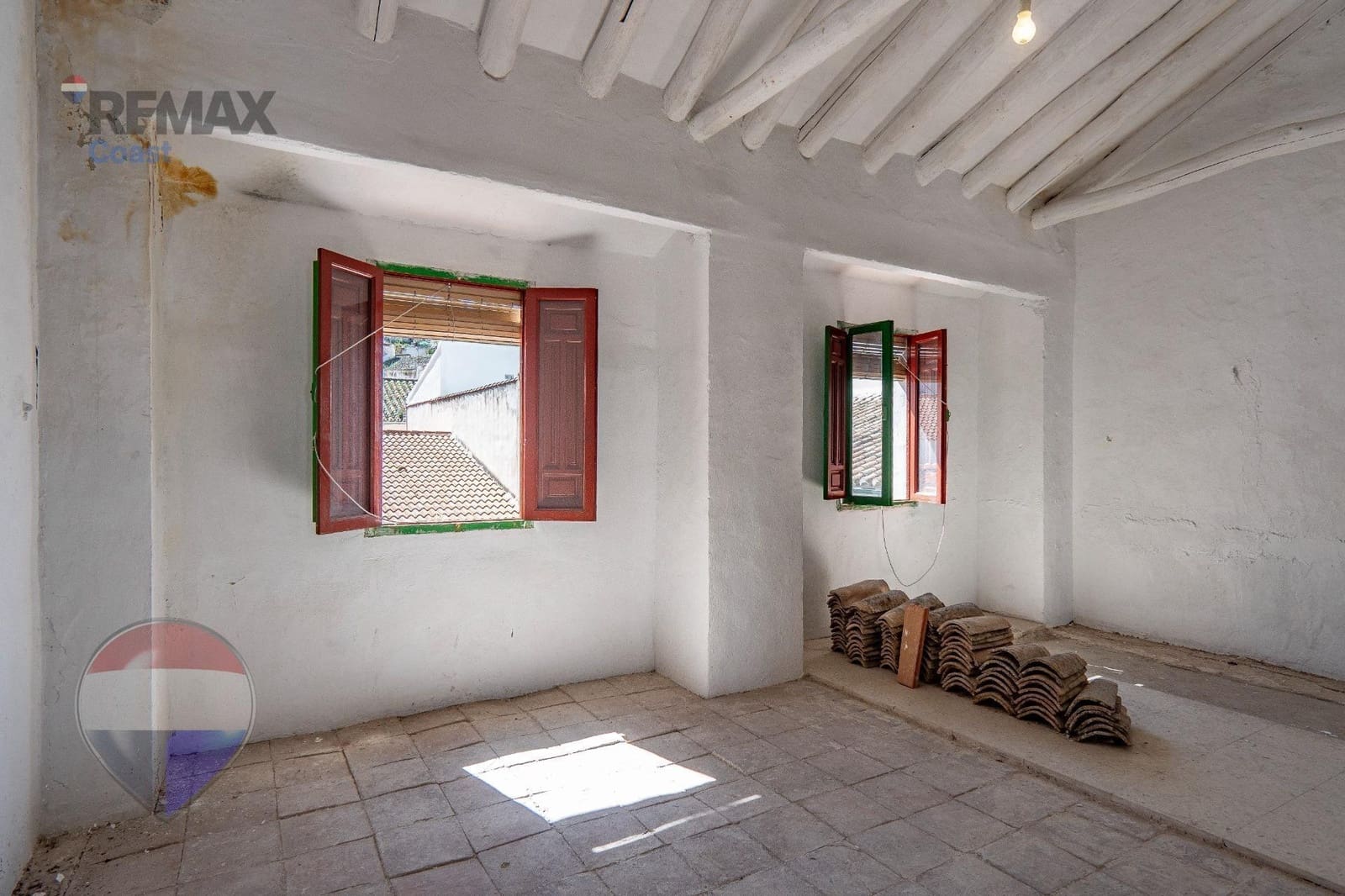 5 slaapkamer Huis te koop in Cuevas Bajas met garage - € 279.000 (Ref: 9759122)