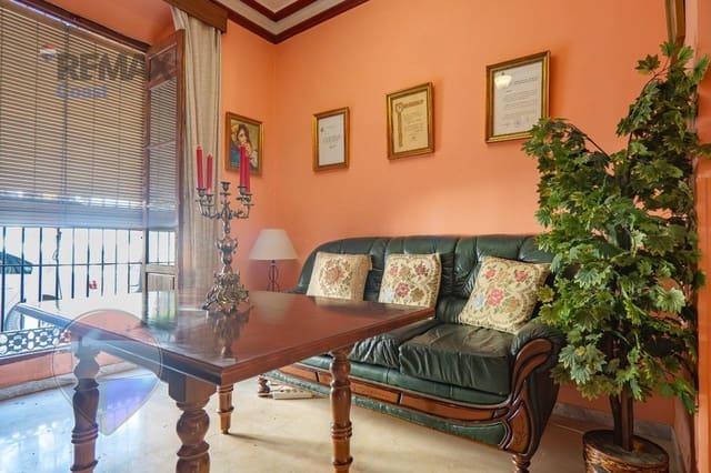 5 slaapkamer Huis te koop in Cuevas Bajas met garage - € 279.000 (Ref: 9759122)