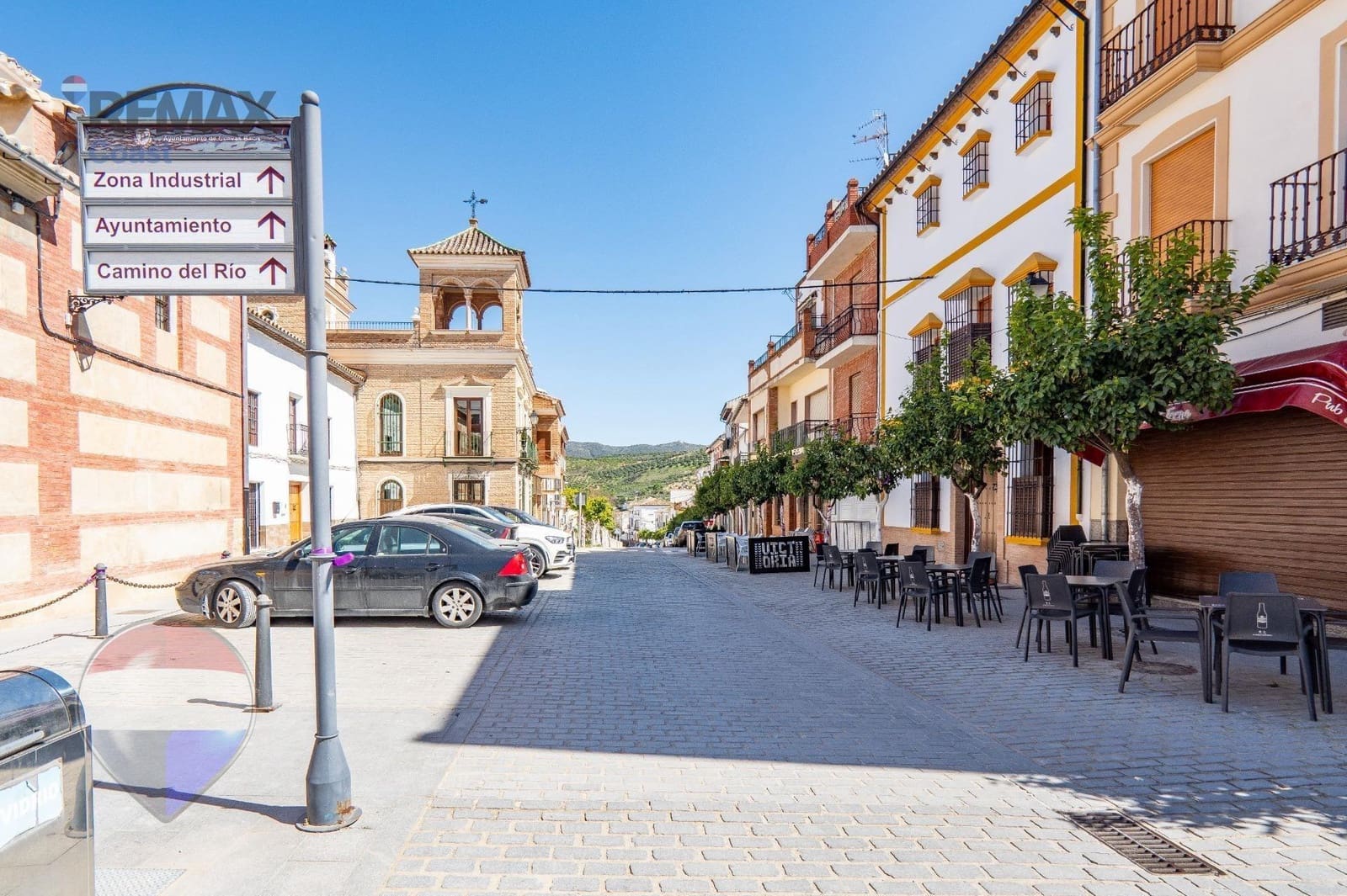 5 slaapkamer Huis te koop in Cuevas Bajas met garage - € 279.000 (Ref: 9759122)