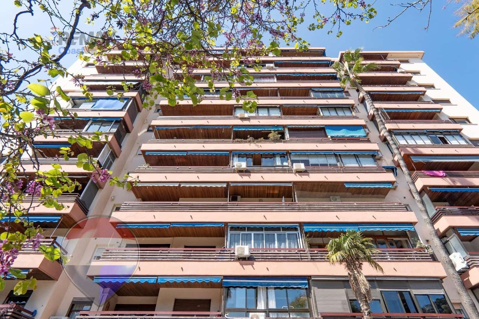 1 bedroom Apartment for rent in Malaga city with pool - € 1,250 (Ref: 9762097)