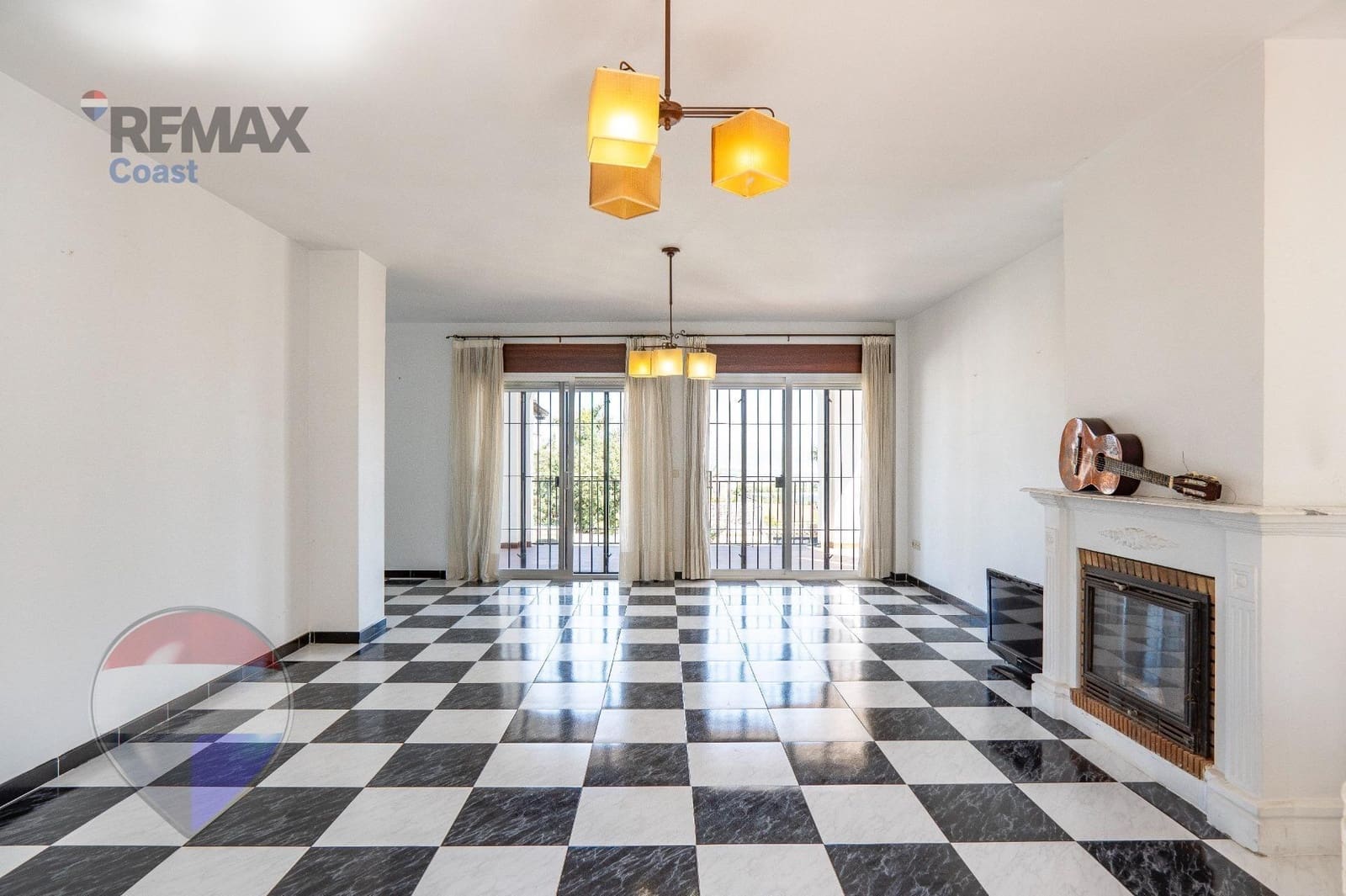 5 slaapkamer Villa te koop in Alhaurin de la Torre met zwembad - € 990.000 (Ref: 9763677)