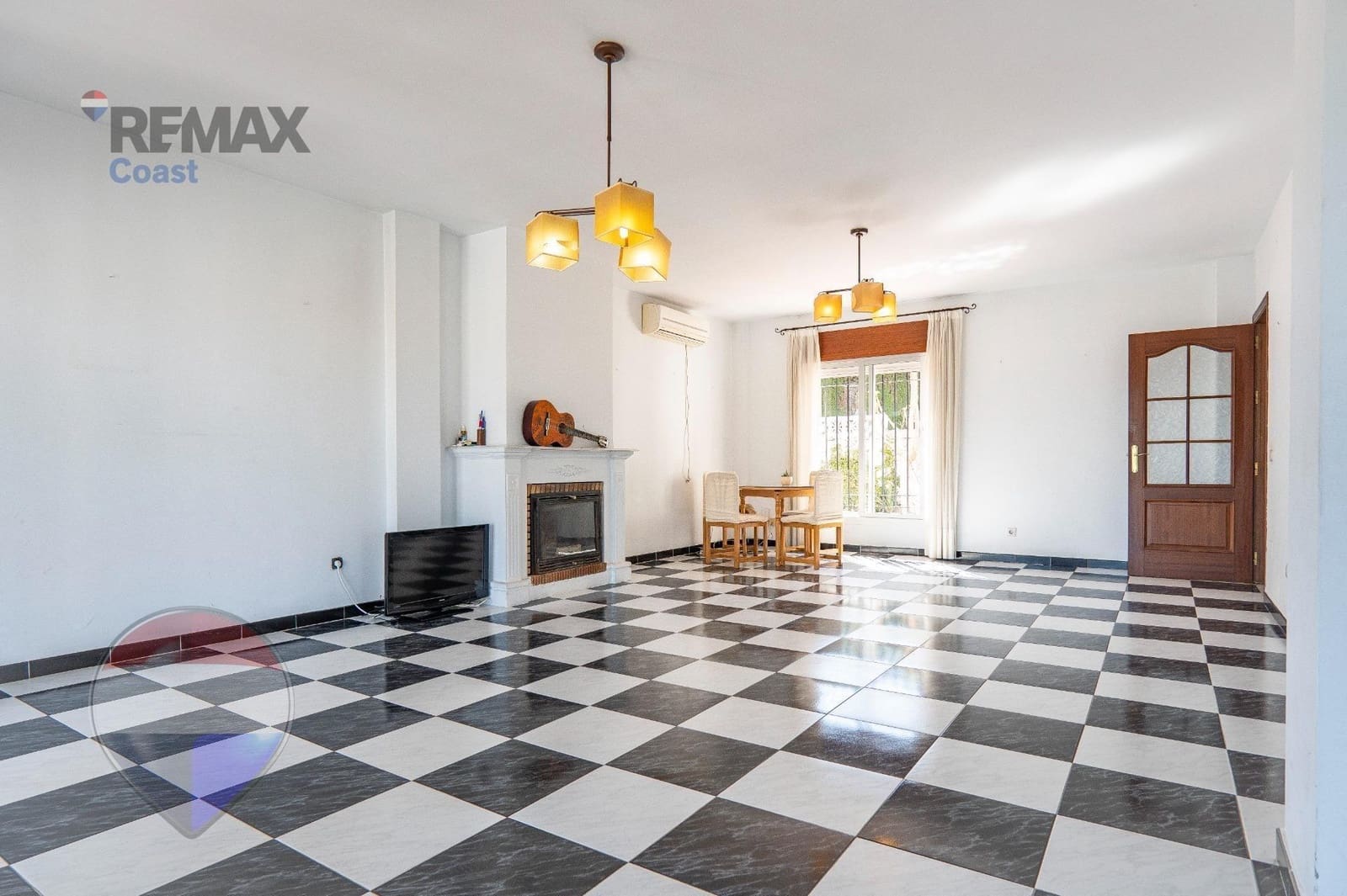5 slaapkamer Villa te koop in Alhaurin de la Torre met zwembad - € 990.000 (Ref: 9763677)
