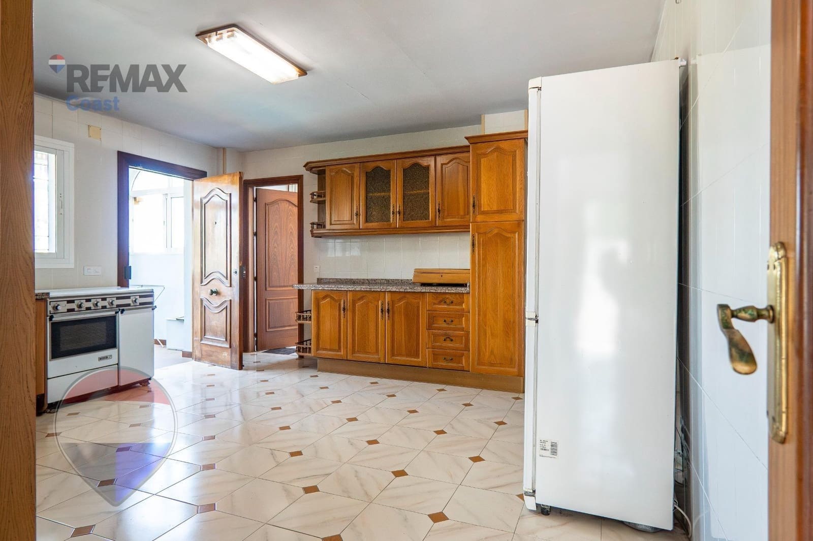 5 slaapkamer Villa te koop in Alhaurin de la Torre met zwembad - € 990.000 (Ref: 9763677)