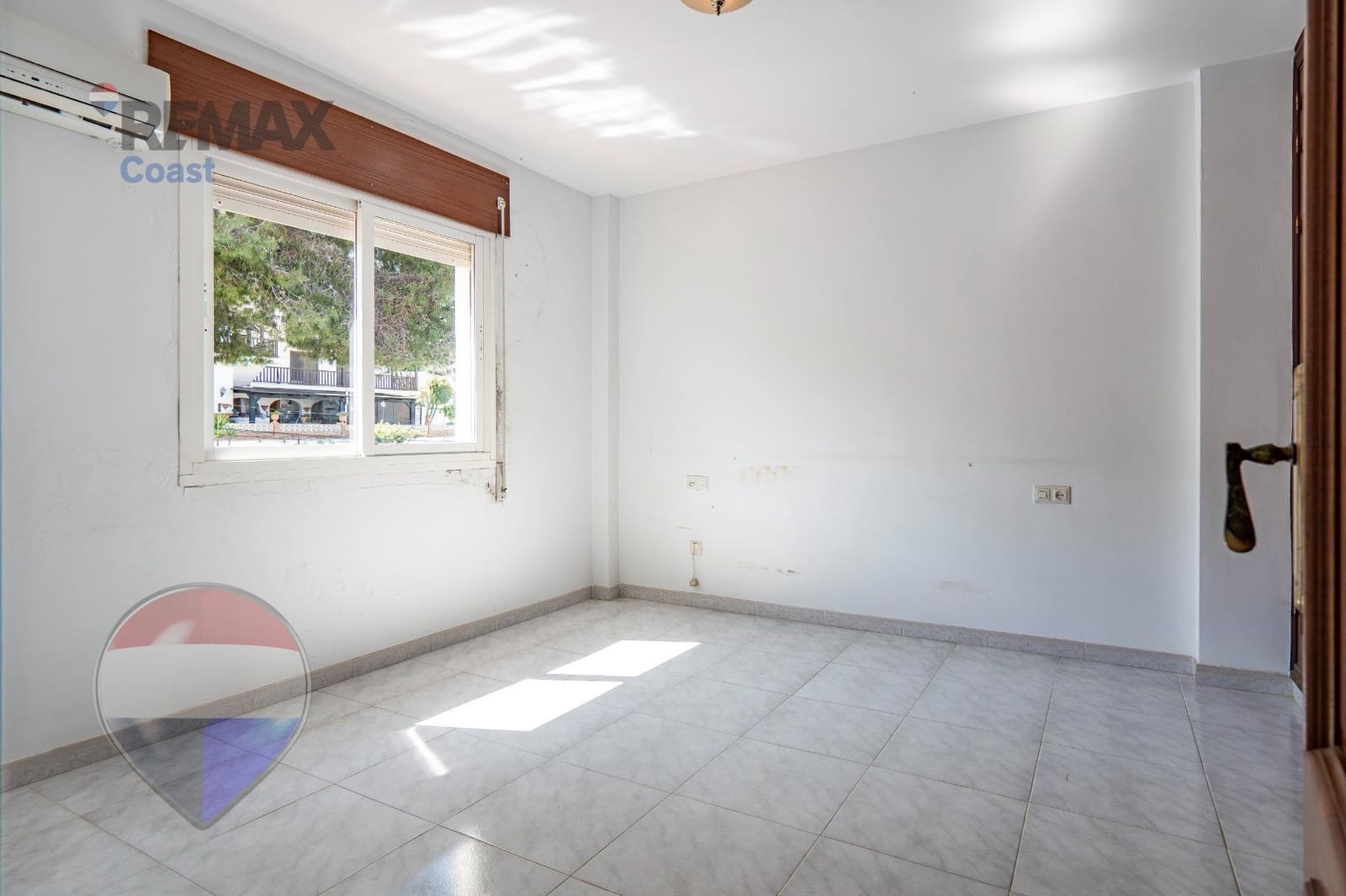 5 slaapkamer Villa te koop in Alhaurin de la Torre met zwembad - € 990.000 (Ref: 9763677)