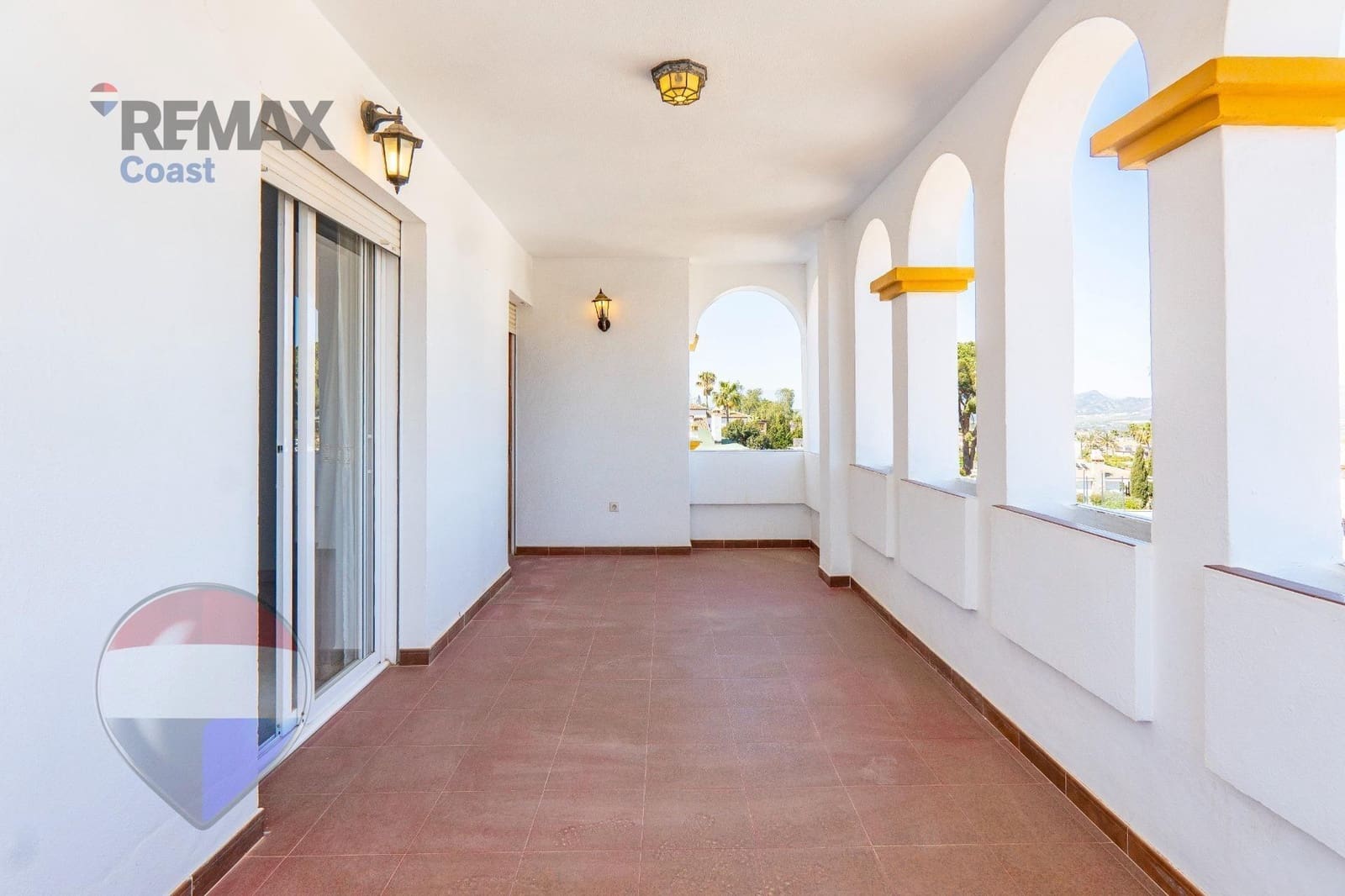 5 slaapkamer Villa te koop in Alhaurin de la Torre met zwembad - € 990.000 (Ref: 9763677)