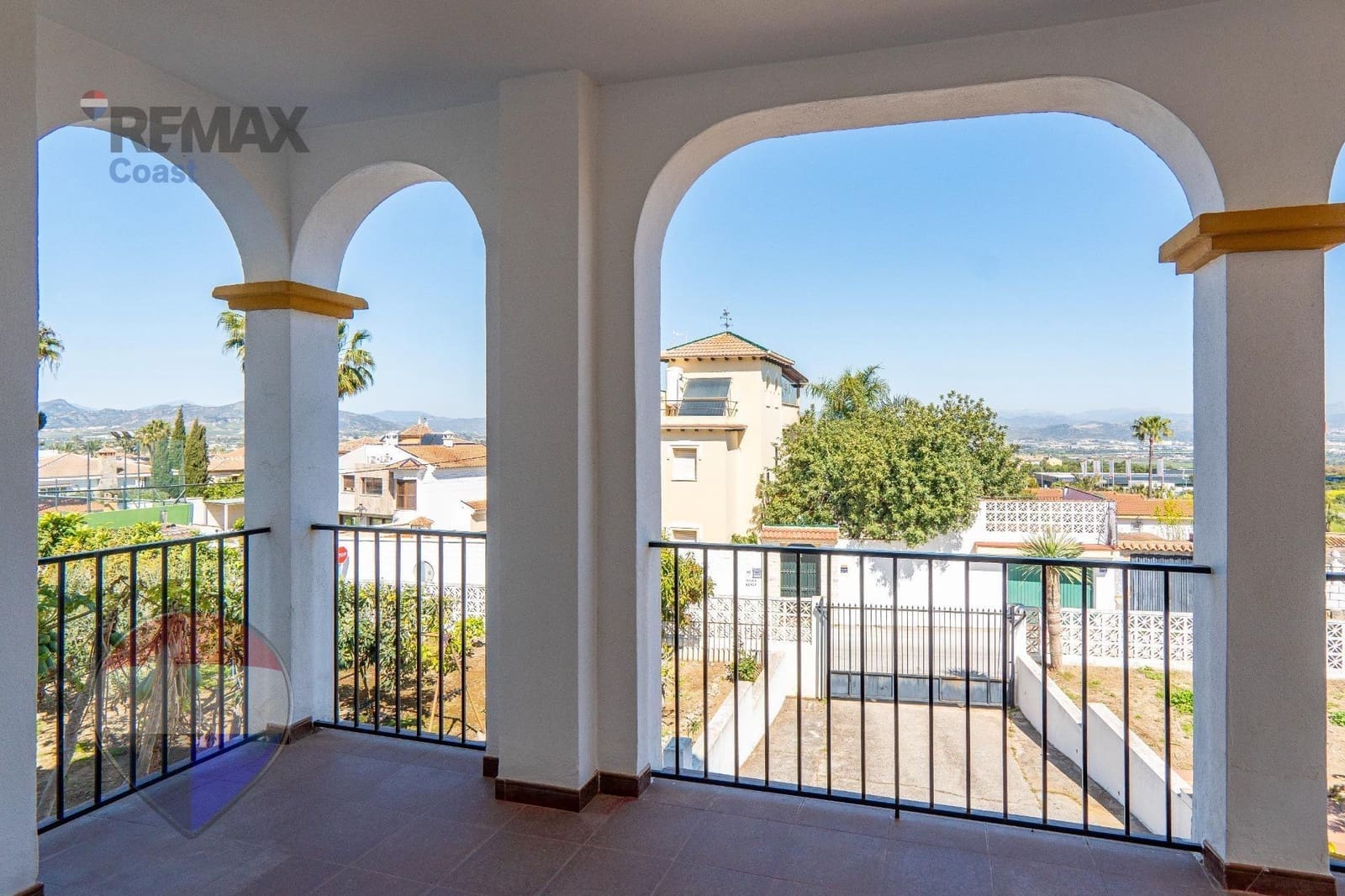 5 slaapkamer Villa te koop in Alhaurin de la Torre met zwembad - € 990.000 (Ref: 9763677)