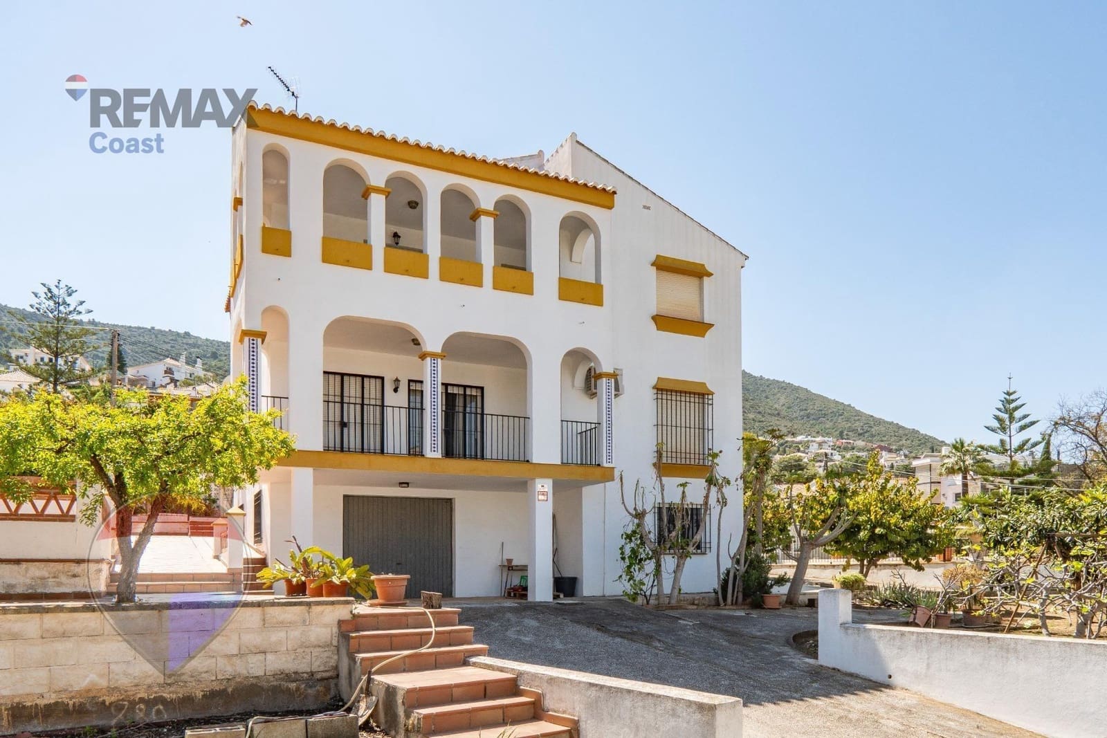 5 slaapkamer Villa te koop in Alhaurin de la Torre met zwembad - € 990.000 (Ref: 9763677)