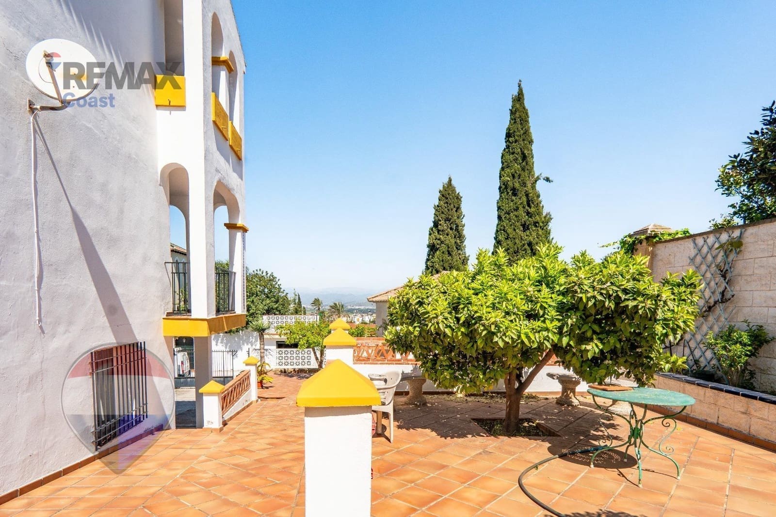 5 slaapkamer Villa te koop in Alhaurin de la Torre met zwembad - € 990.000 (Ref: 9763677)