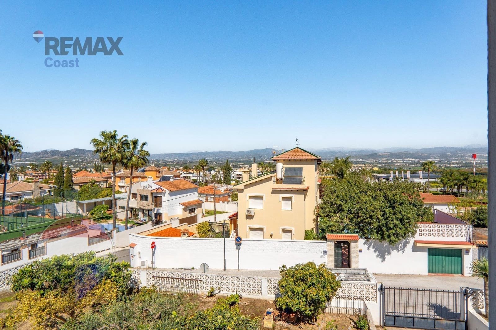 5 slaapkamer Villa te koop in Alhaurin de la Torre met zwembad - € 990.000 (Ref: 9763677)