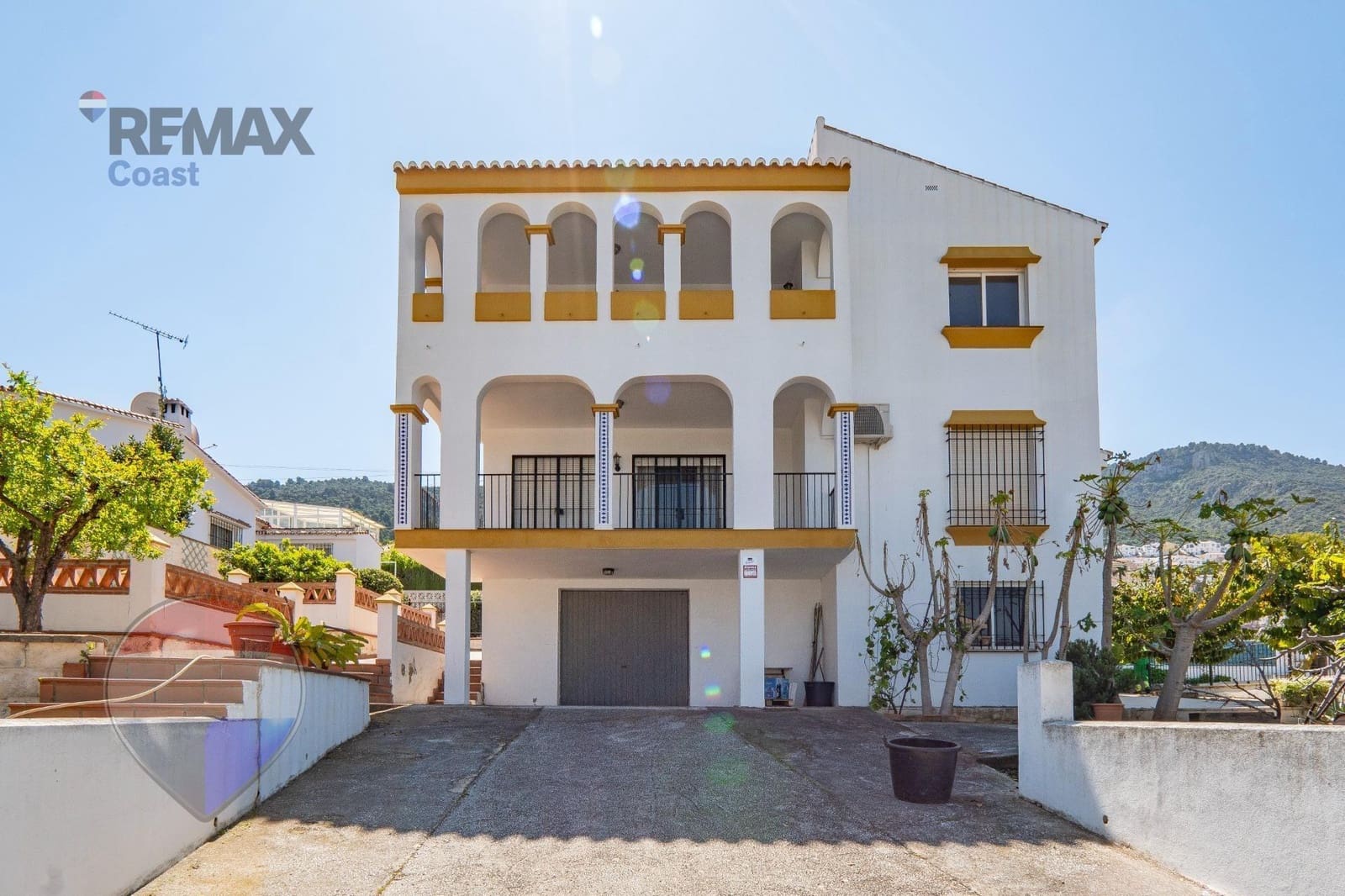 5 slaapkamer Villa te koop in Alhaurin de la Torre met zwembad - € 990.000 (Ref: 9763677)