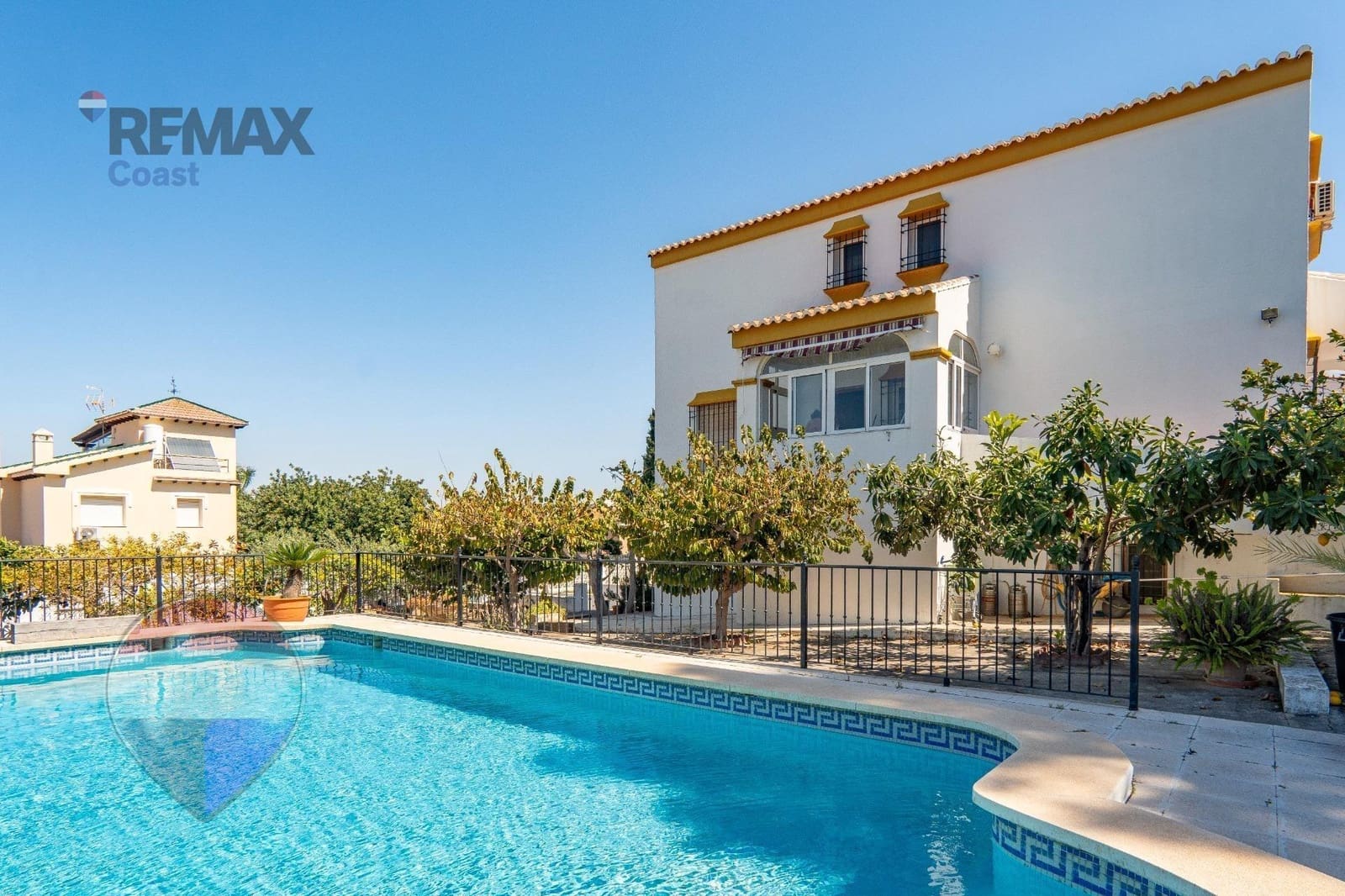 5 slaapkamer Villa te koop in Alhaurin de la Torre met zwembad - € 990.000 (Ref: 9763677)