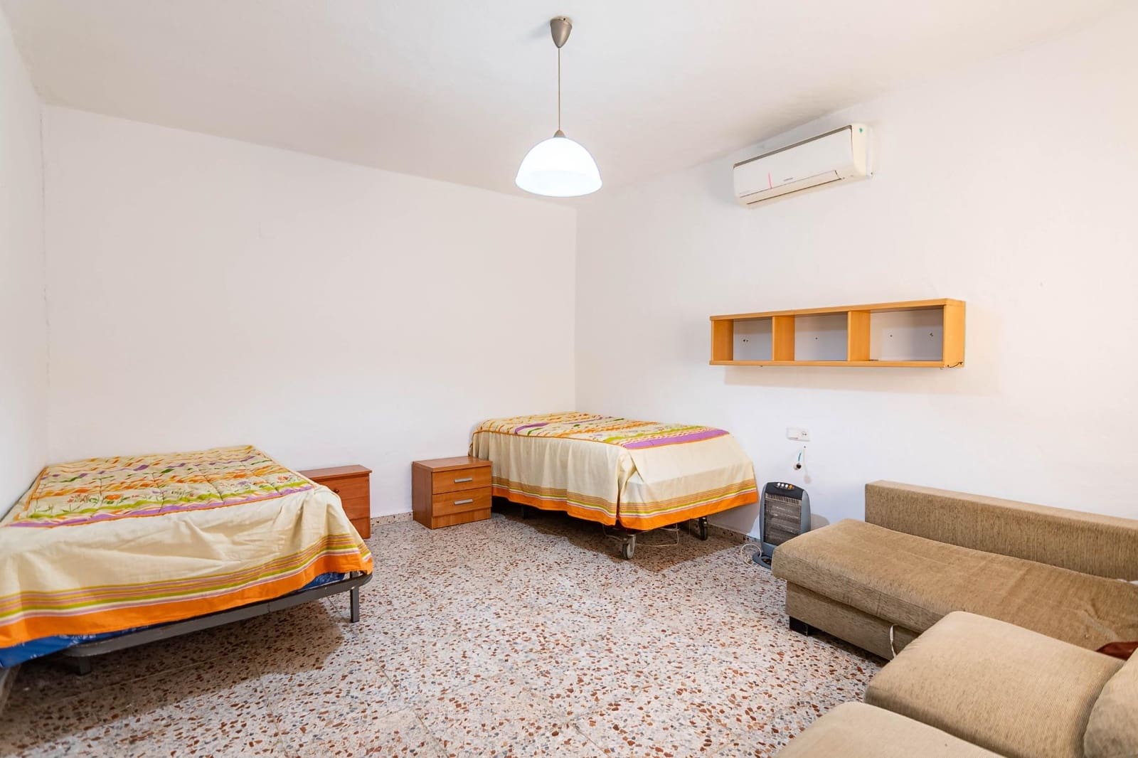 3 bedroom Finca/Country House for sale in Cartama with pool - € 180,000 (Ref: 9770768)